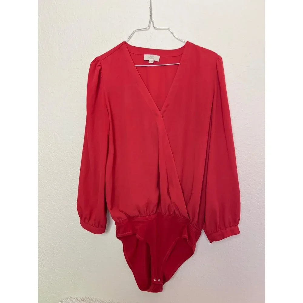 LOFT Navy and Red V-Neck Long Sleeve Blouse Set - Picture 5 of 6